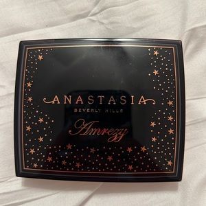 Anastasia Beverly Hills Amrezy Highlighter